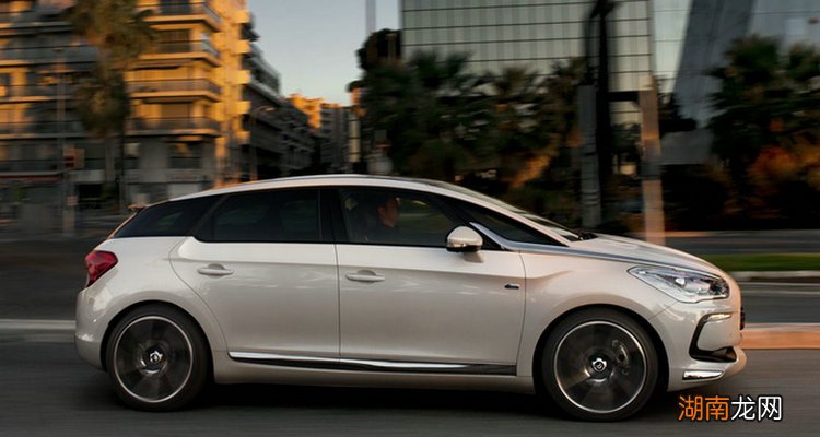 汽车方向机异响是什么原因