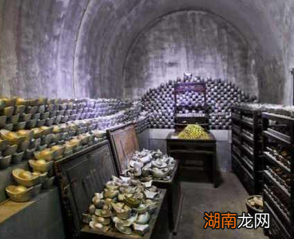 清朝灭亡之后 国库里边到底剩下多少钱