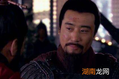 糜芳和刘备两人是什么关系?他背叛的原因有哪些？