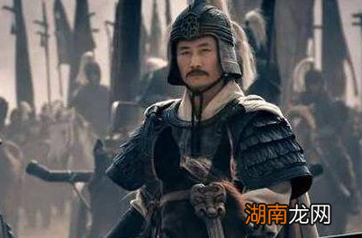 甘宁是凌统的杀父仇人，为了凌统没有杀了他呢？