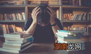 12岁孩子经常逃课怎么办，十一岁女孩子老是逃课怎么办