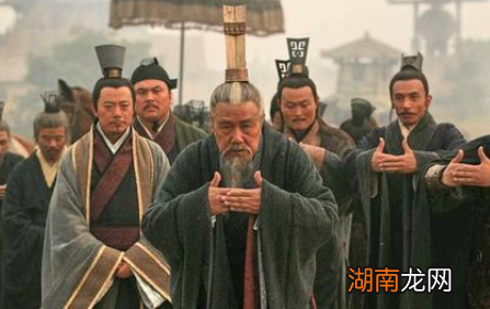 顾雍是蔡文姬的什么人？两人关系如何？