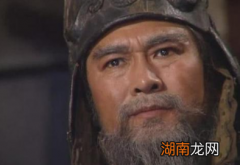 黄盖的武器是什么？他又有哪些故事呢？