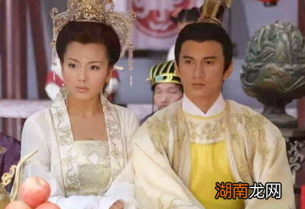 24岁拜将33岁称帝,柴荣的一生有多传奇?