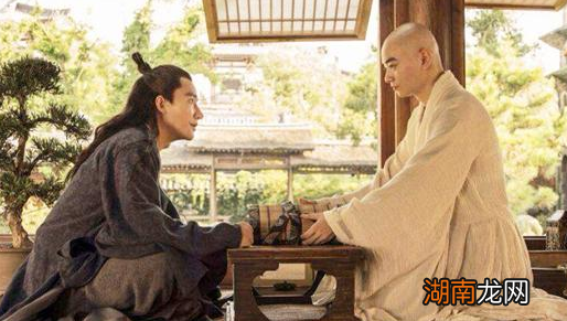 苏小妹出上联：&amp;ldquo;面对面吃面&amp;rdquo;，一僧人对出下联