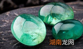 翡翠颜色阳是什么意思 翡翠颜色中的阳是什么意思