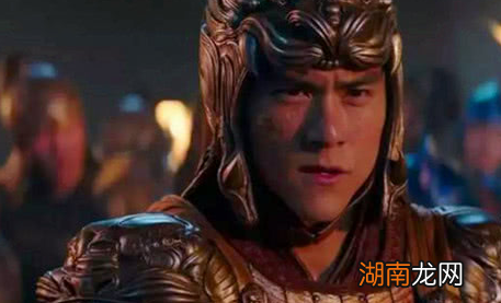 五代的传奇人物,李从珂是如何靠大哭夺得帝位的?