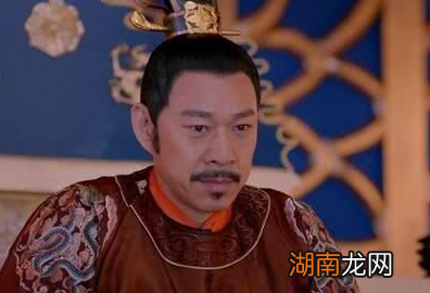 李世民对为何会对自己的父亲李渊不满呢?