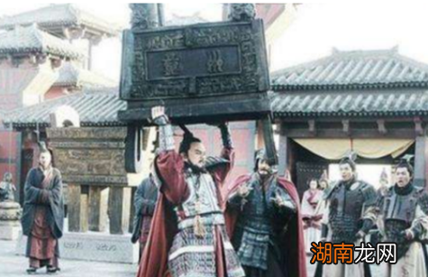 说说秦武王和施日皇帝的迷惑行为 都是自己作死死掉的