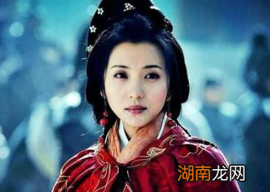 关于貂蝉的去向，有哪些版本的解释？她到底是自杀还是被害了？