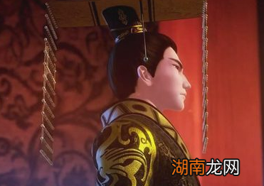 秦始皇统一六国建立秦朝时，西汉开国皇帝刘邦正在做什么？