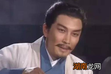 关羽想和马超较量一下,为何要询问诸葛亮的意见?