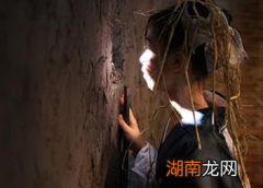 小时候凿壁偷光努力学习的匡衡，他的未来是怎样的？