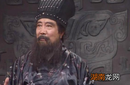 同样是独揽大权,为何董卓的下场比曹操惨多了?