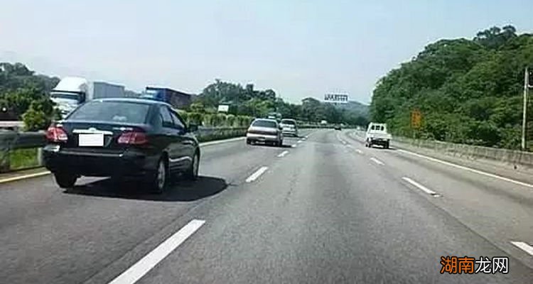 高速上可以超速多少不扣分