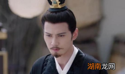 西魏的宇文护权势滔天,为何没有自己称帝呢?