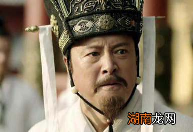 司马家族为什么能架空曹魏,造成这一局面有哪些原因?