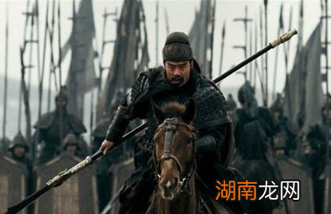 吕蒙是如何击败关羽夺下荆州的?他还有哪些事迹?