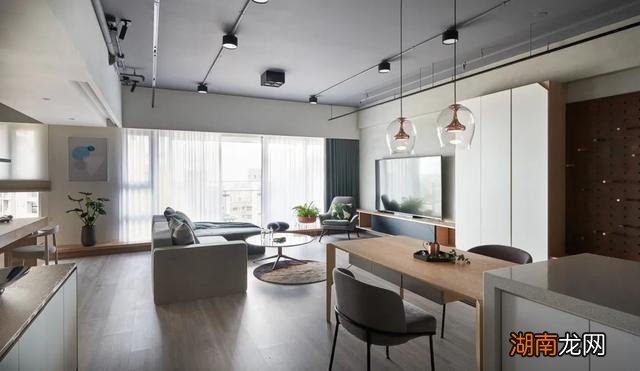 发现95后美女的家，100㎡新家装修成简约工业风，低调奢华有内涵