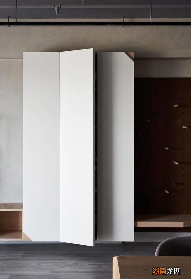 发现95后美女的家，100㎡新家装修成简约工业风，低调奢华有内涵