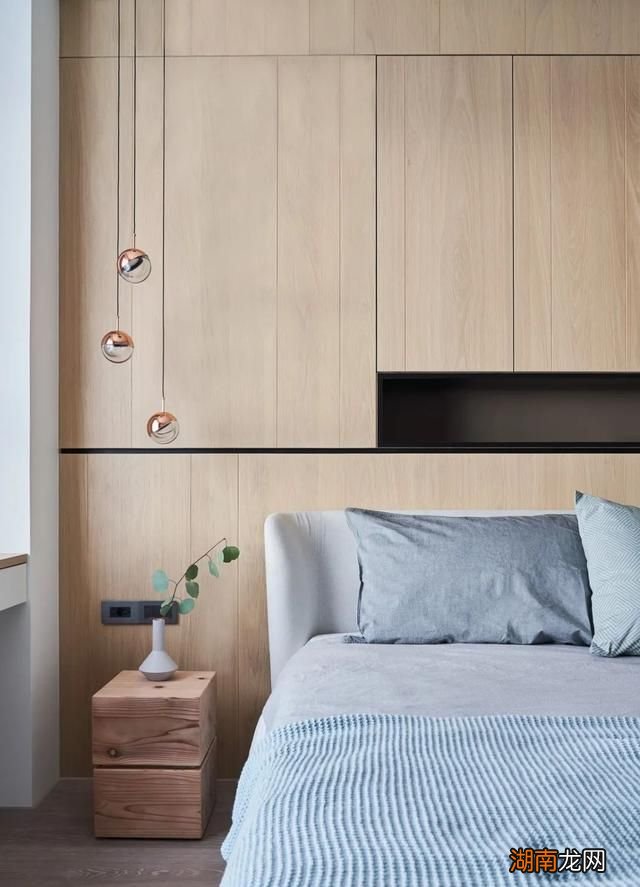 发现95后美女的家，100㎡新家装修成简约工业风，低调奢华有内涵