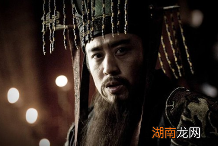 李斯为什么要写《谏逐客书》？带来了哪些影响？