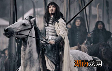 曾经战功赫赫的马超,在加入刘备阵营后为什么和以前不一样了?