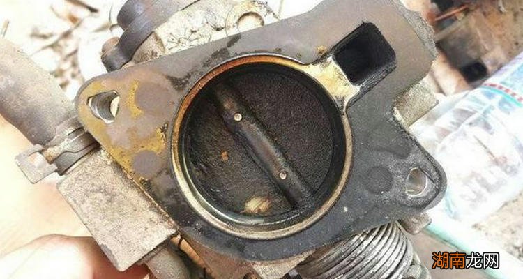 节气门脏了会导致车出现什么问题