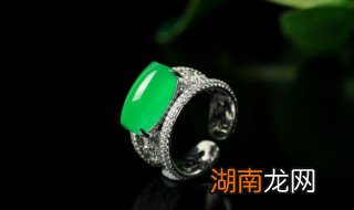 翡翠什么品种的好,什么种翡翠最好