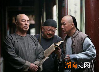 颙琰的资质相对平庸,为什么他能成为储君?其他几位皇子是怎样的?