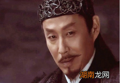 纵观越王勾践的一生，为什么说他其实是个小人？