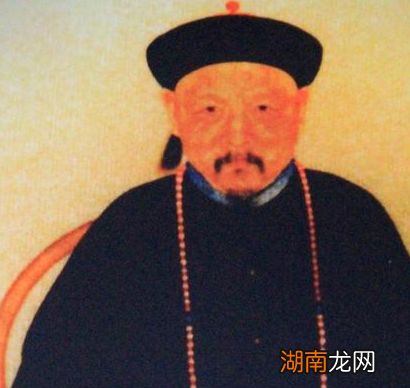 如果手持一万两白银回到清朝 在当时能做一个地主吗