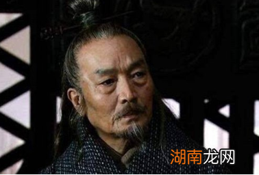 刘表收留了刘备后,为什么迟迟不肯重用他?