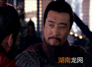 刘表收留了刘备后,为什么迟迟不肯重用他?