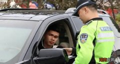 刚考完科四没拿到本可以上路吗