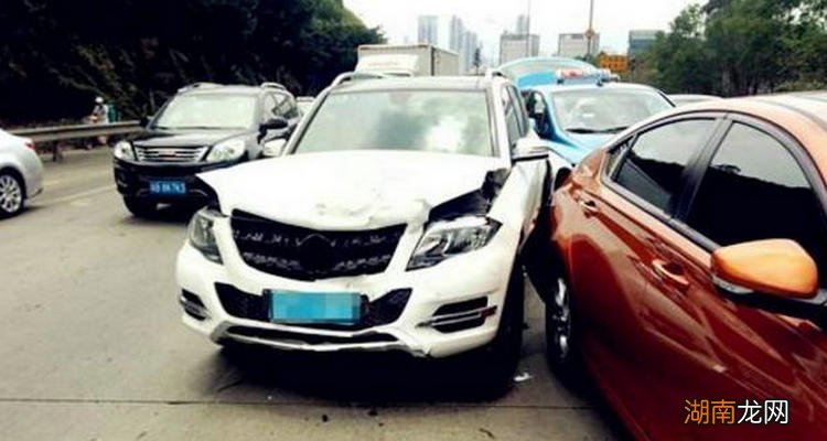 驾驶证过期开车发生事故怎么处罚