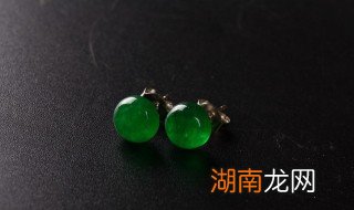 翡翠上蜡用的是什么蜡 怎么给翡翠上蜡