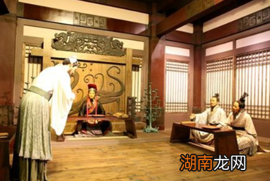 早年意气风发的齐桓公,为什么晚年会死于信任的臣子之手?