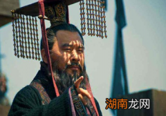 张鲁为什么宁愿做曹操的奴隶，也不做刘备的座上宾？