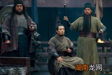 赵云为什么一直没能在仕途上往前踏进一步?与刘备有什么关系?