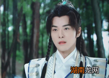 小明王韩林儿的身世是怎样的？他的死与朱元璋有何关系？