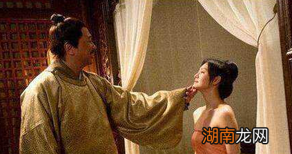 古代青楼女子腰间为什么要系一条红绳 这东西有什么含义吗