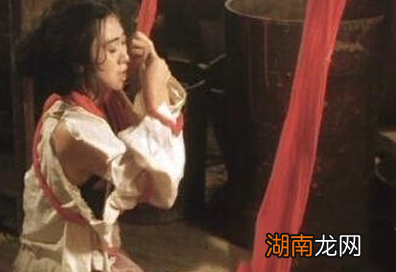 古代青楼女子腰间为什么要系一条红绳 这东西有什么含义吗