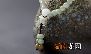 带翡翠挂件出汗怎么办 翡翠挂件贴身怕汗水吗