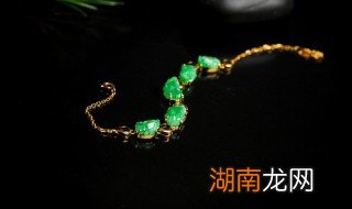 石性重翡翠是怎么样的,翡翠石性太重