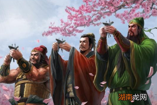 张飞死后，刘备说了一句话，诸葛亮听完后背一凉