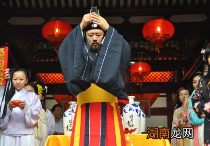 古代祭酒到底是什么官职 这个官职和酒有关系吗