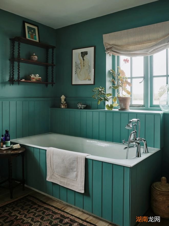 装修 灵感 | 用了8种色彩依然高级，这样的古典氛围我慕了！