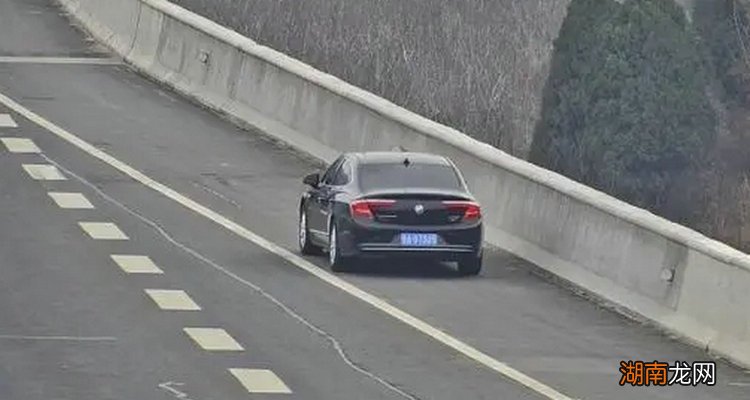 走应急车道扣几分 走应急车道如何处罚