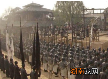 王翦功高盖主,为何还能得到善终?秦始皇真的打算除掉他吗?